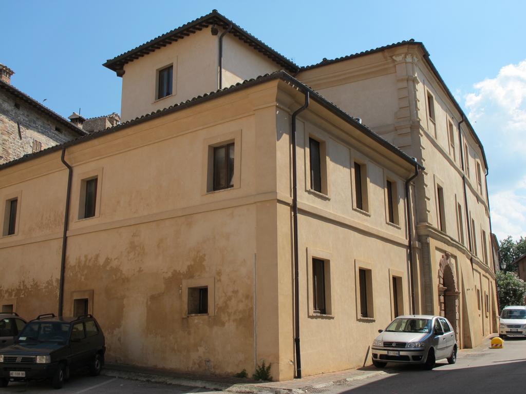 Palazzo Bonfranceschi Bed & Breakfast Belforte del Chienti Екстериор снимка